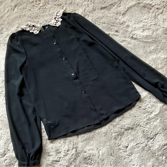 Lace collar Wednesday Adams sheer black blouse with button up back. Small. - Picture 4 of 7
